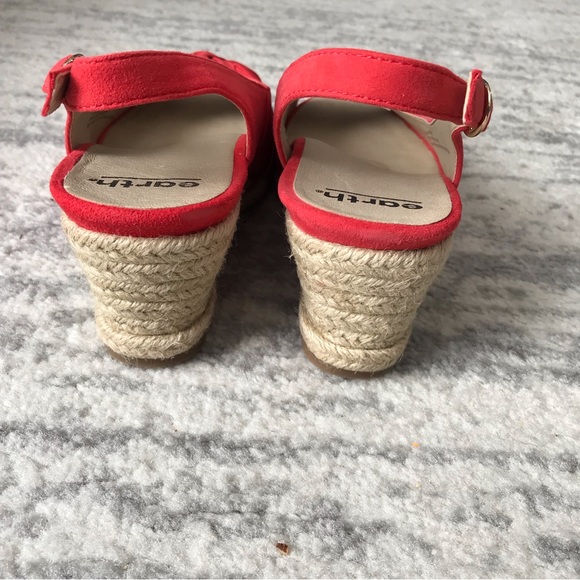 EARTH THARA BERMUDA SPICY RED BERMUDA SIZE 6 1/2. NEW WITHOUT TAGS - Picture 5 of 10